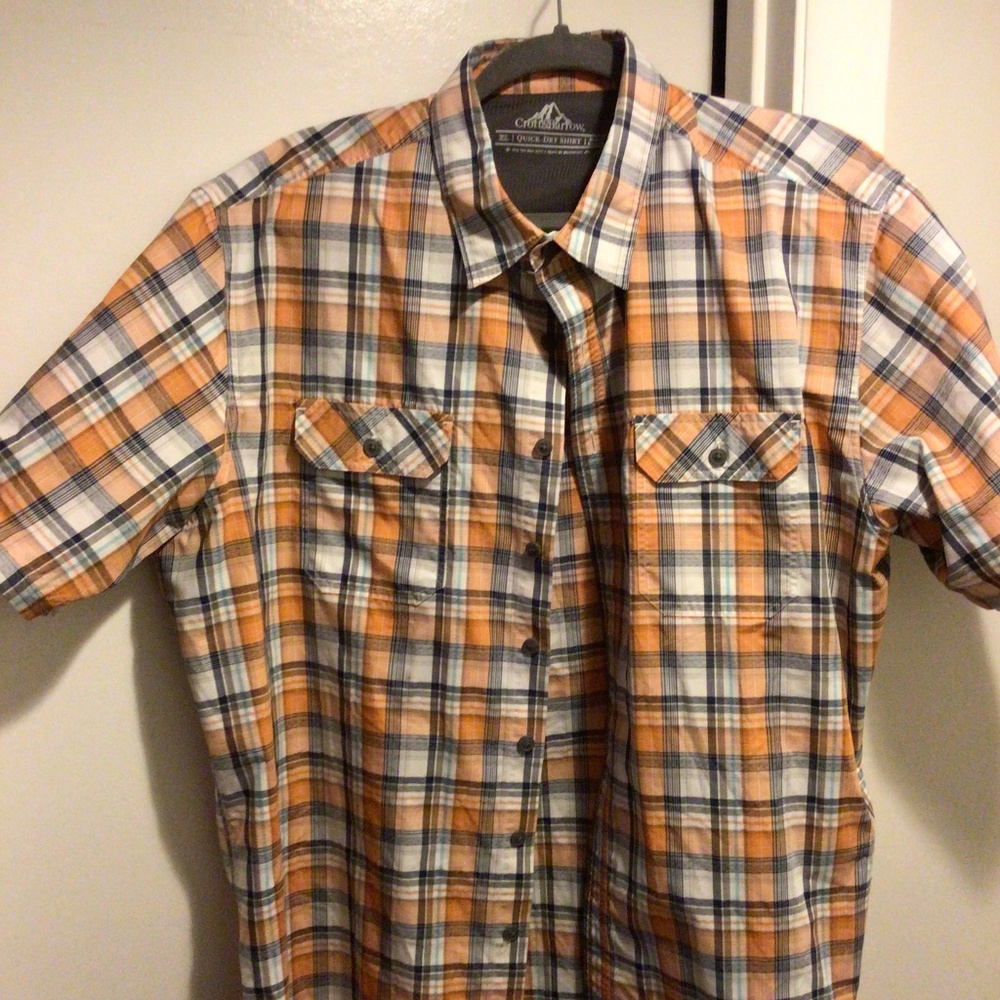 Men’s moisture wicking shirt